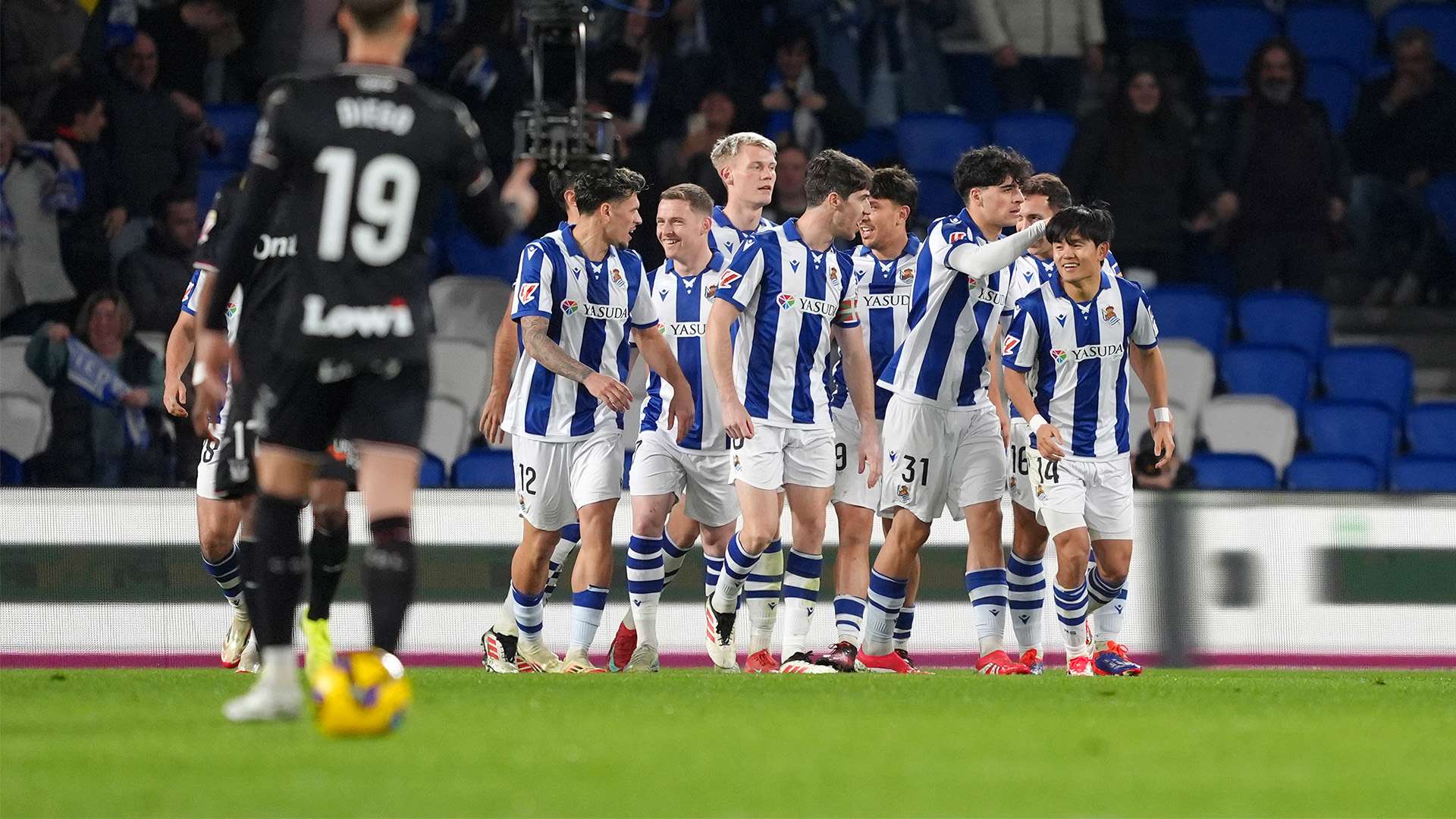 萨球迷不禁 萨球迷不禁